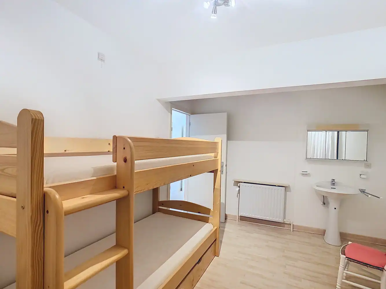 Appartement te huur foto 17