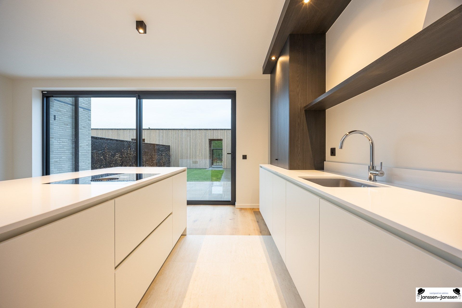 Wonen in een groene omgeving op een centrale locatie in Gooreind! foto 8
