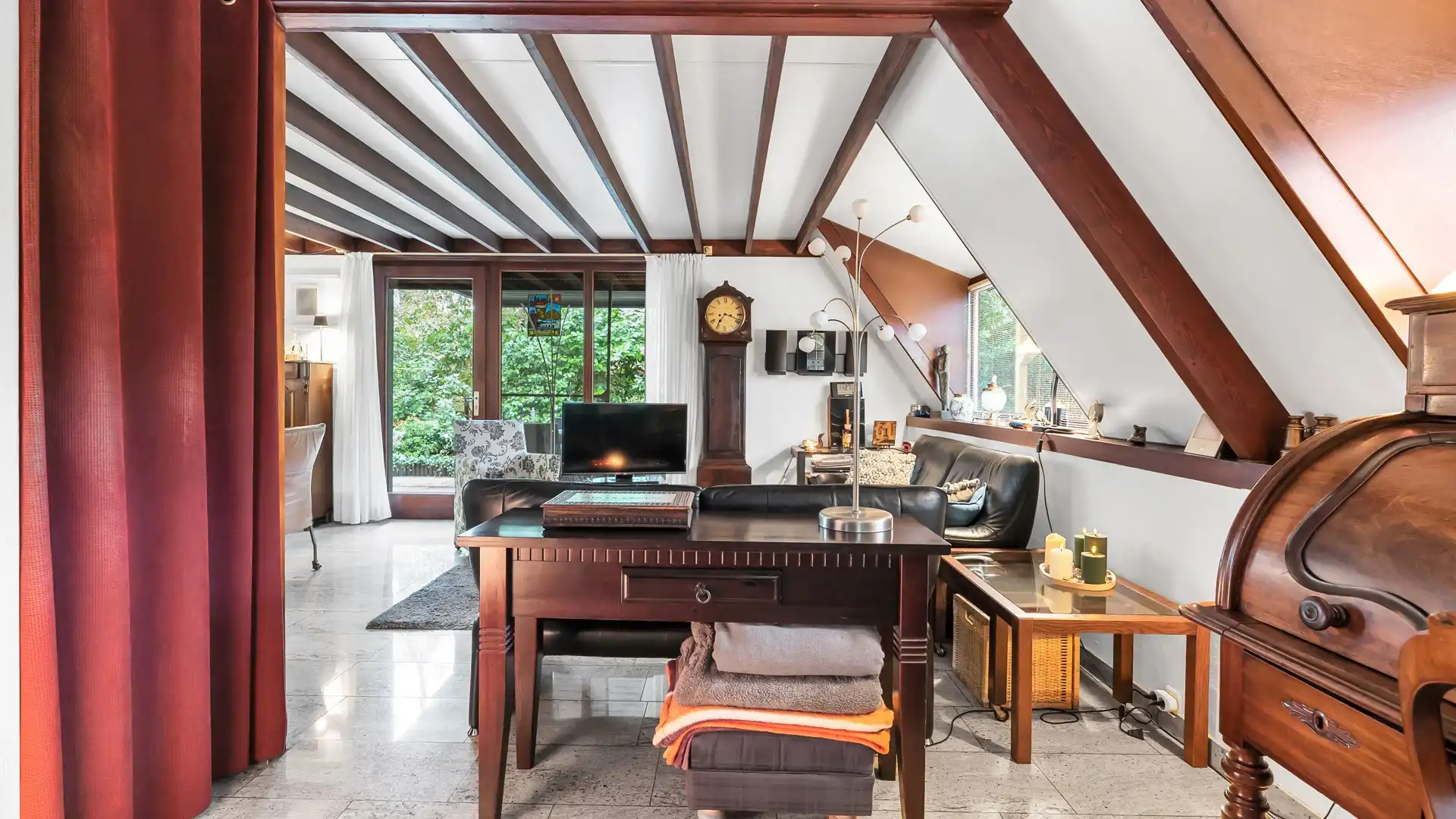 CHARMANTE VAKANTIEWONING AAN DE SONNEVIJVER IN LANAKEN - RUST, NATUUR & COMFORT foto 7