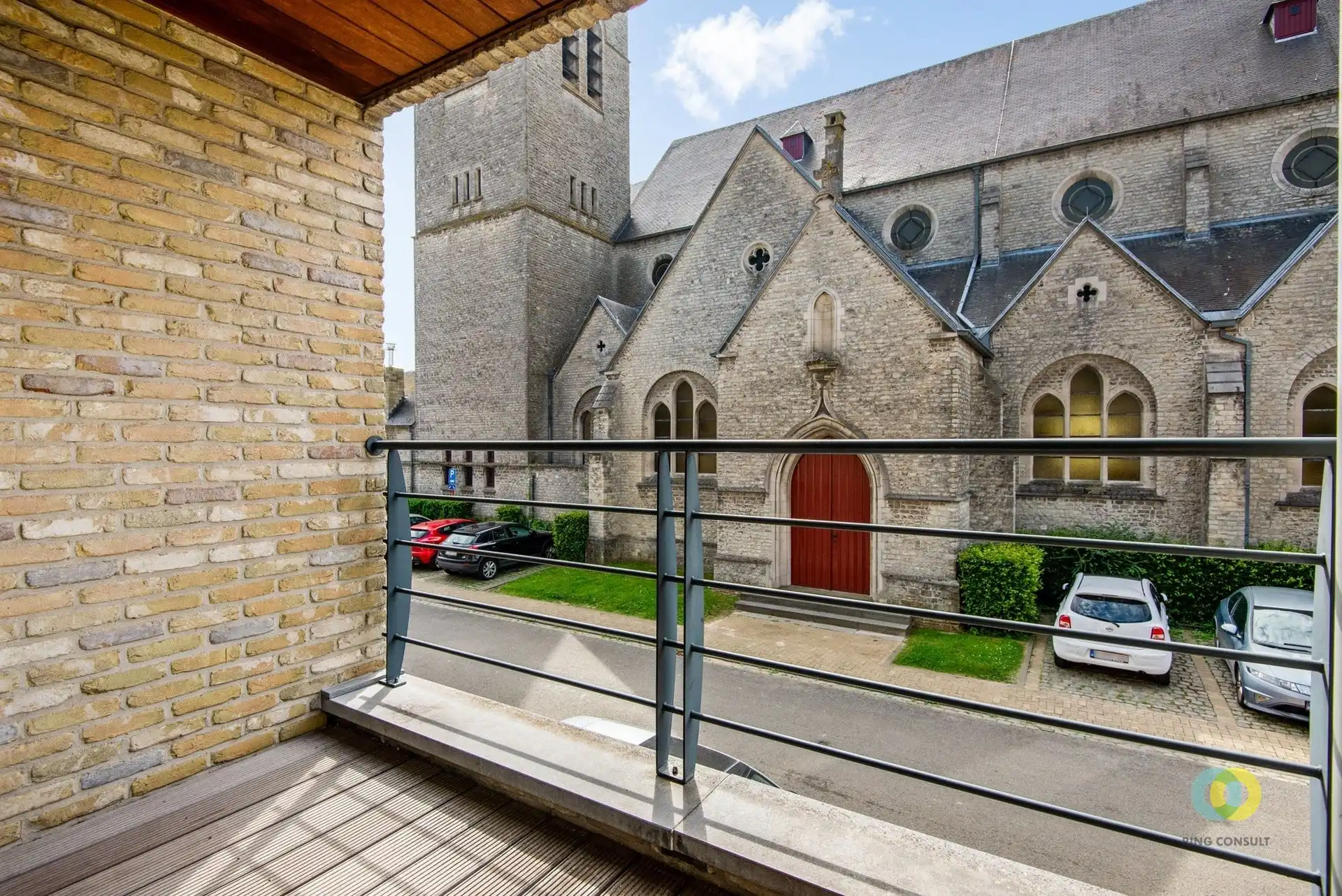 Appartement met twee slaapkamers en binnestaanplaats foto 6
