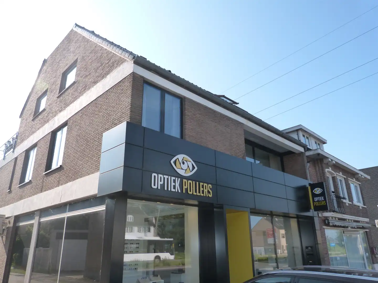 ✨ Te huur: Ruim 3-slaapkamer appartement in Houthalen ✨ foto {{pictureIndex}}