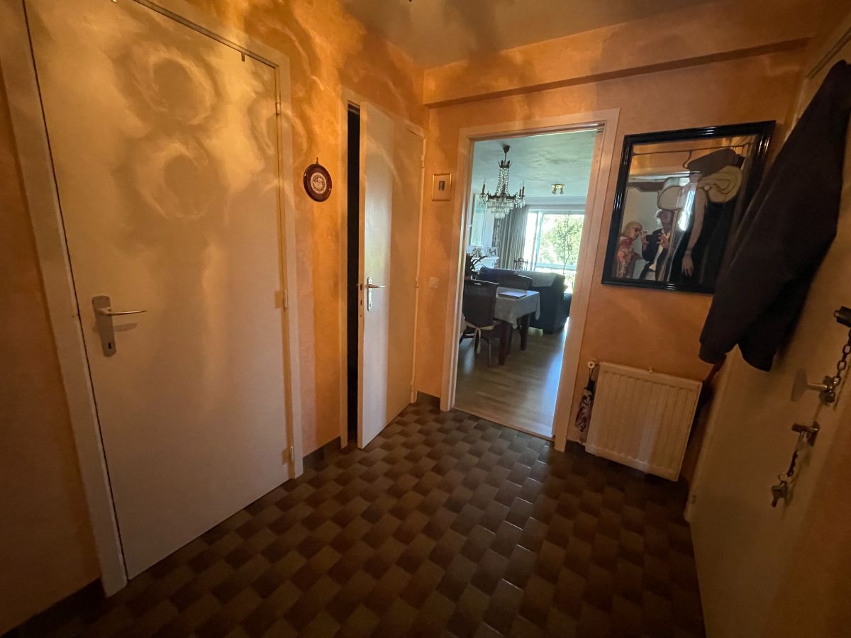 Twee-slpk-APPARTEMENT + GARAGE foto 7