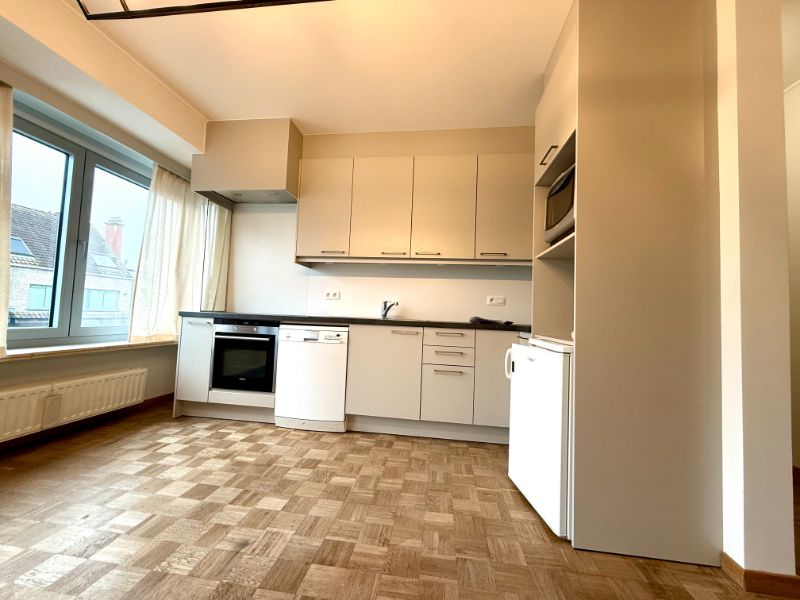 Instapklaar, centraal gelegen appartement met garage foto 6