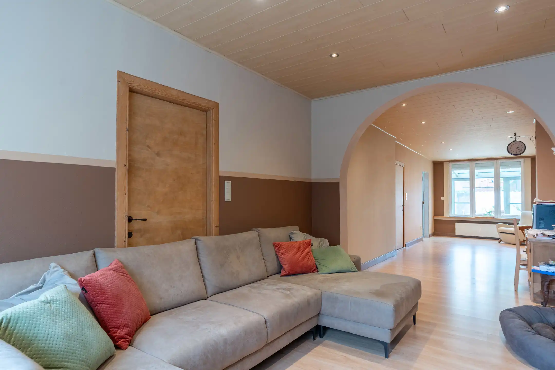Gezellige stadswoning met 3 gr slpks en toffe tuin op 308 m² foto 6