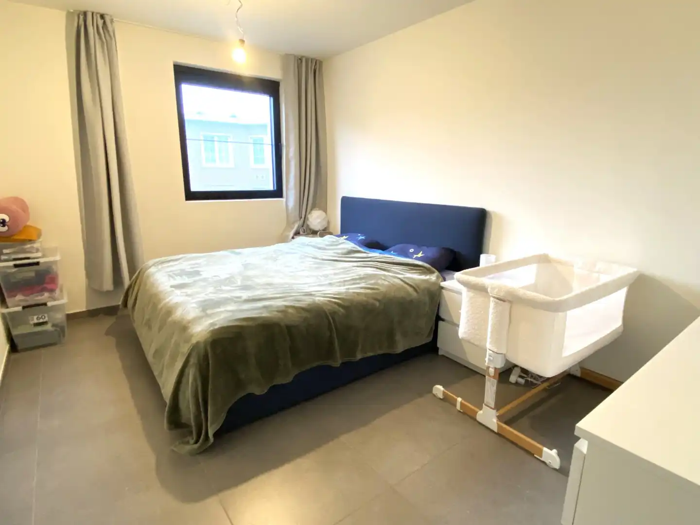 Recent, energiezuinig appartement met twee slaapkamers te huur nabij het centrum van Evergem foto 8