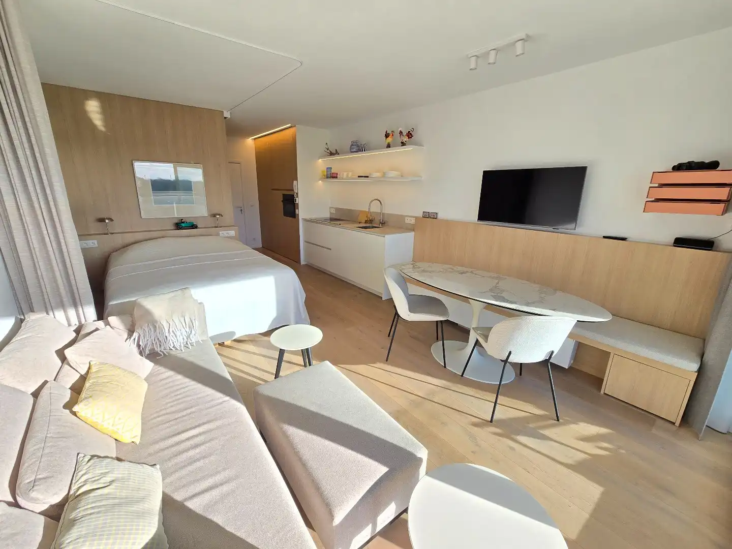 Gerenoveerde studio vlakbij zee en Esplanade foto {{pictureIndex}}