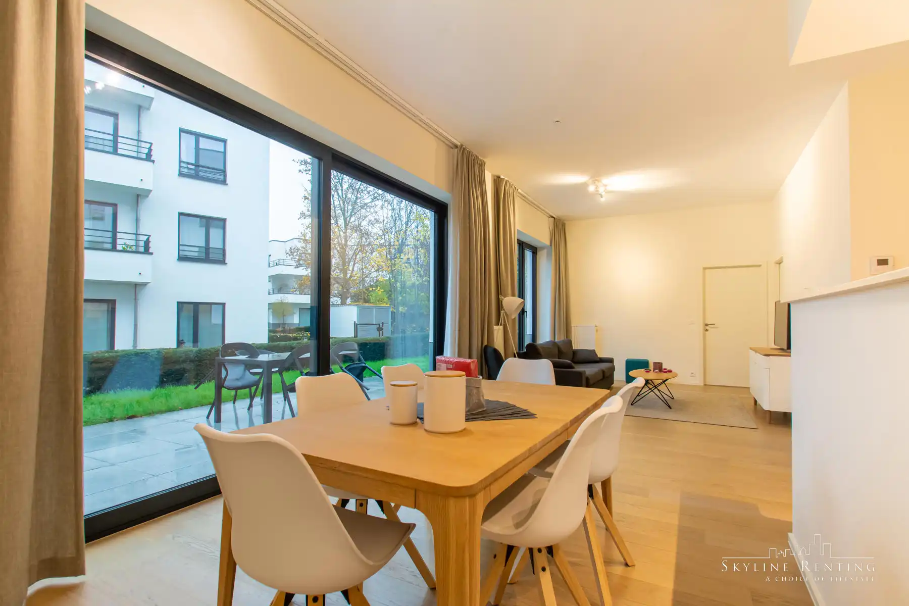 LICHTRIJK - Appartement 3 kamer met grote TUIN (NAVO area) foto 2