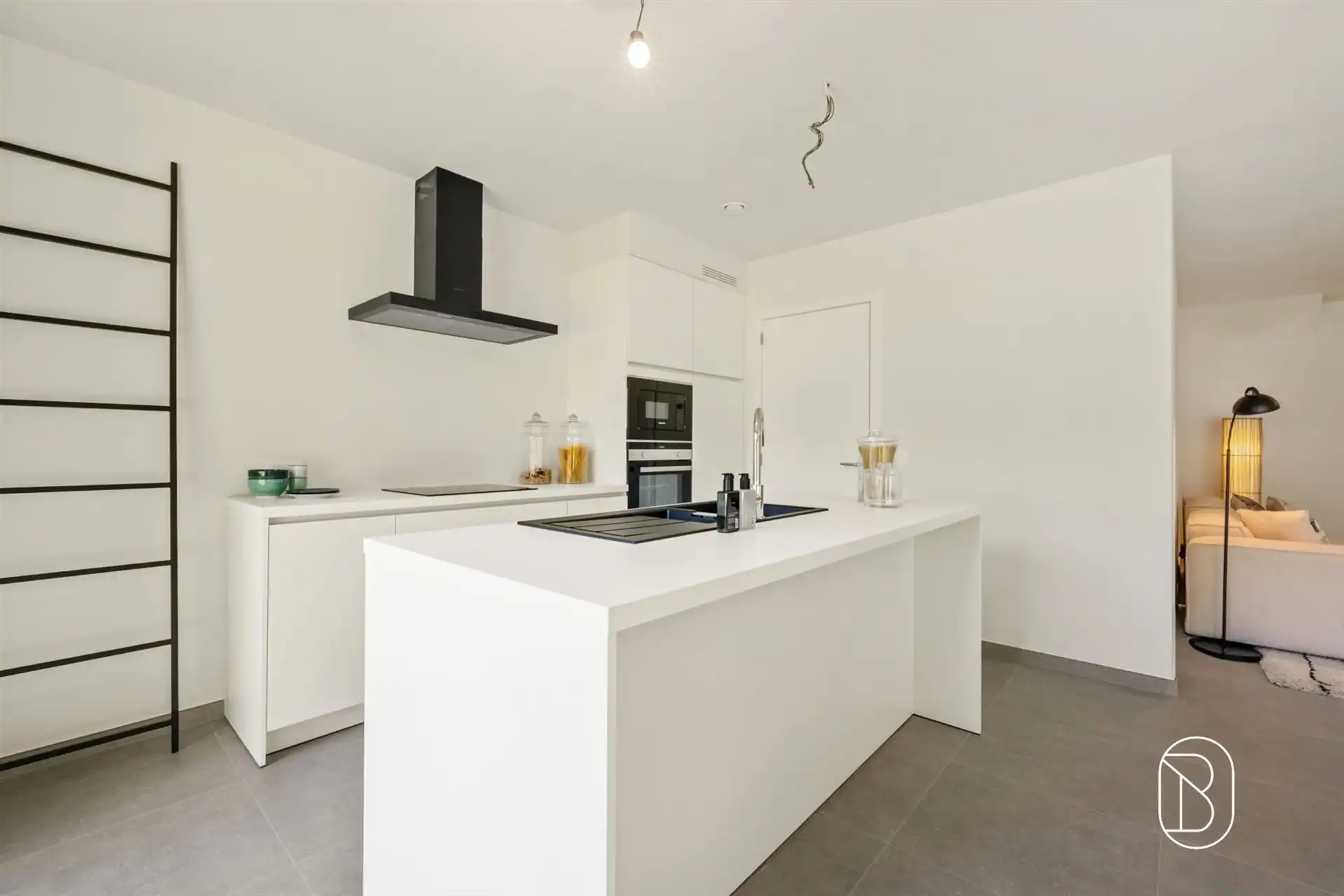Kwalitatief afgewerkte nieuwbouw met 3 slk, E-peil 0. foto 6