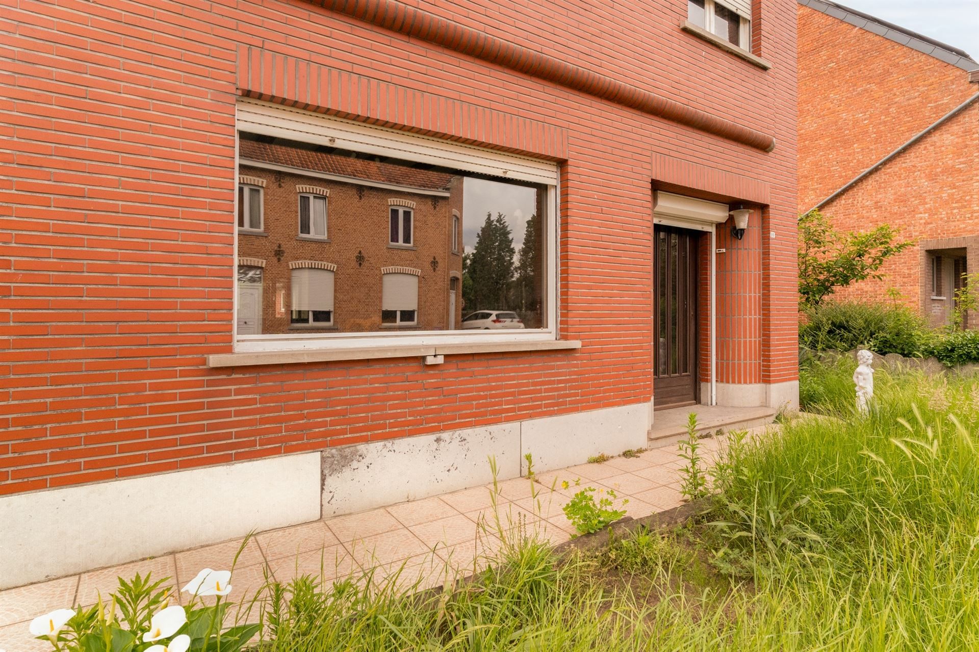 Charmante te renoveren woning op terrein van 500 m² foto 27