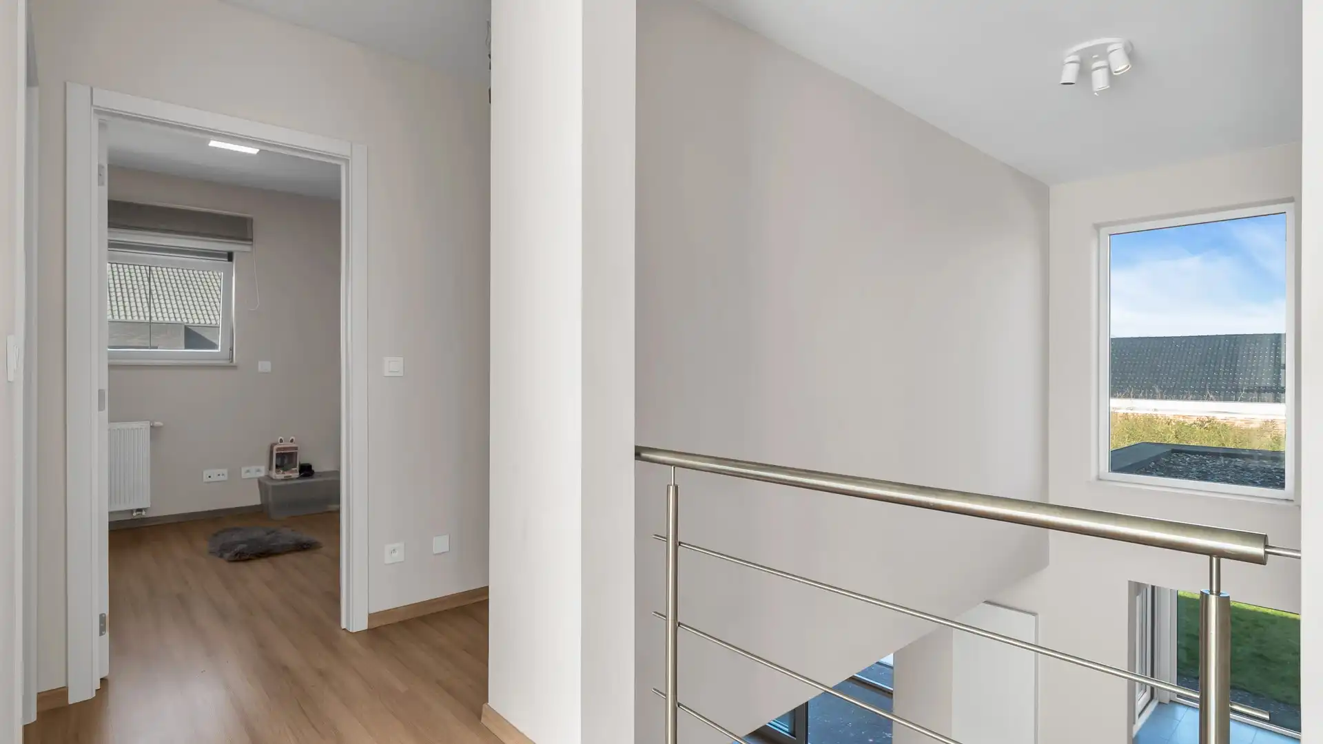 Trendy gezinswoning met open leefruimte, 4 slaapkamers en vrijstaande garage foto 23