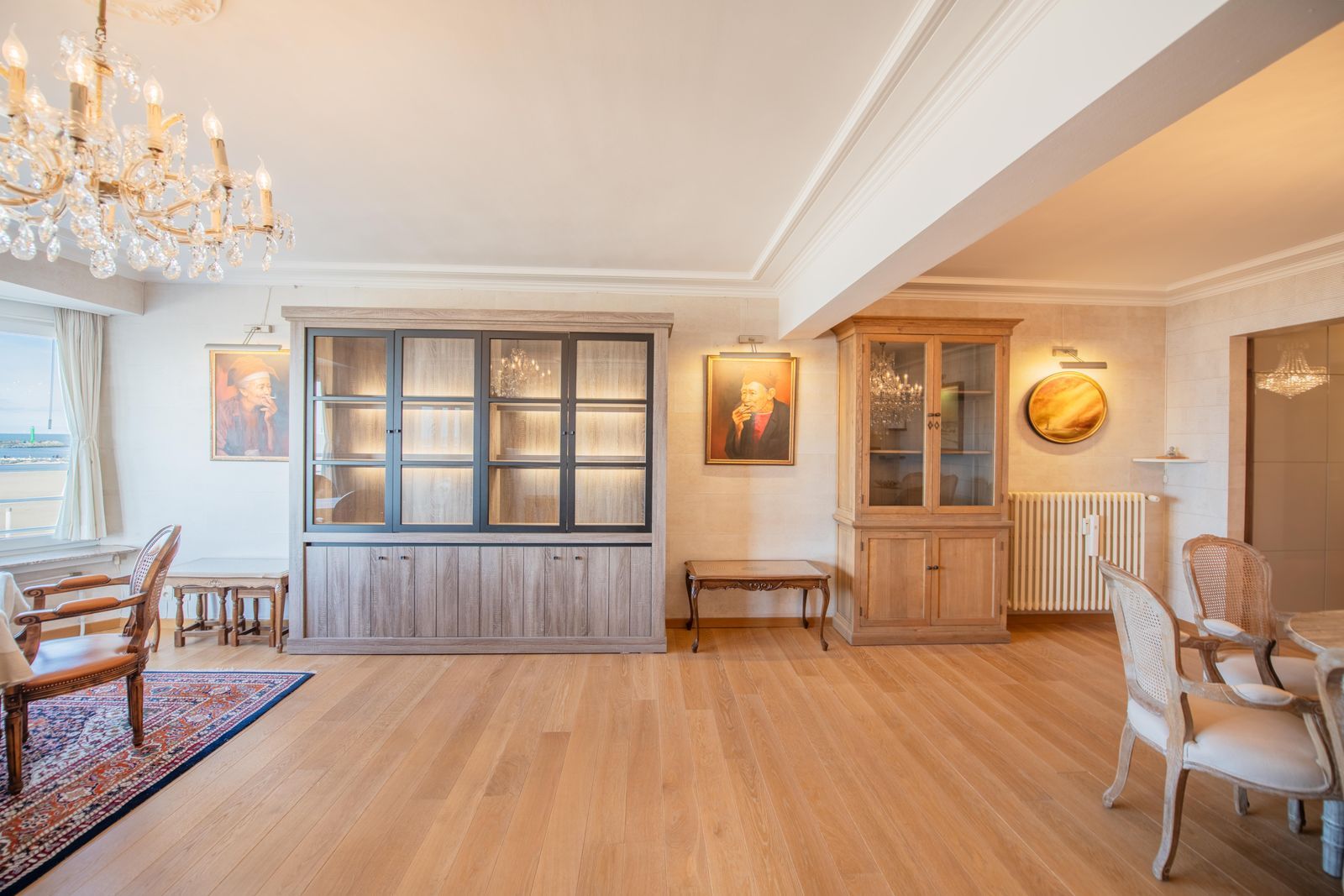 Prachtig ruim appartement met frontaal zeezicht in top-residentie foto 5