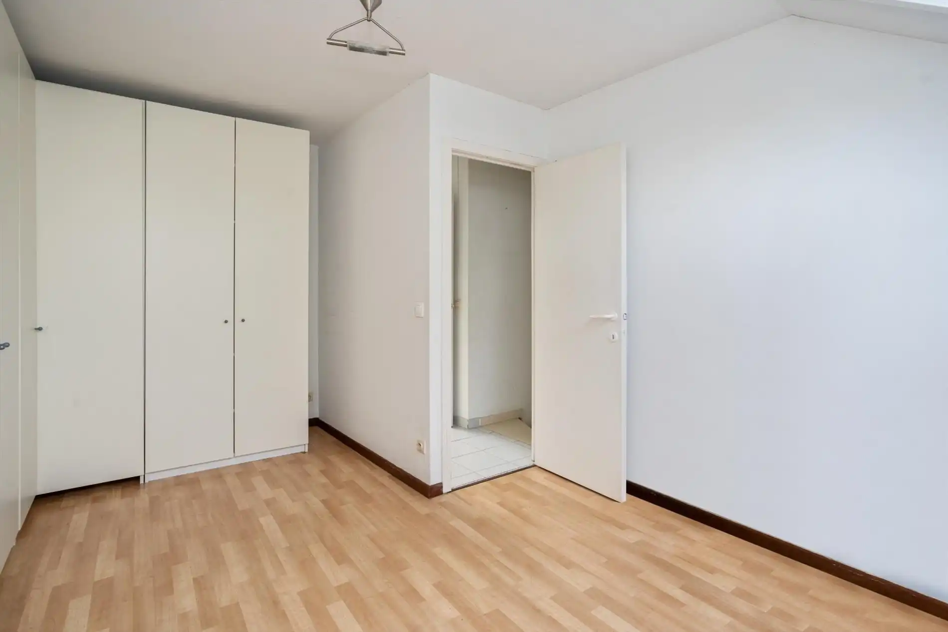 Uitstekend gelegen appartement met 2 slaapkamers foto 7