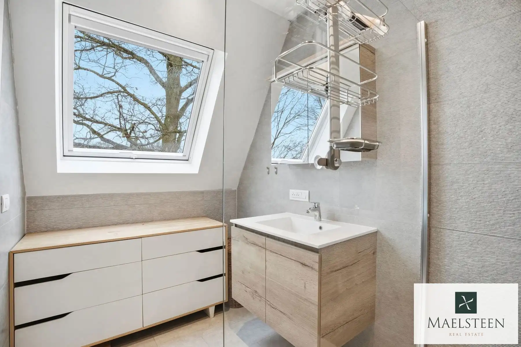 Ruime, instapklare stadswoning in de binnenstad van Brugge foto 31