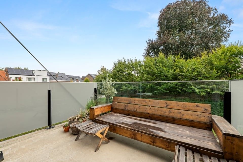 MODERN, KWALITATIEF EN LICHTRIJK APPARTEMENT MET UNIEK STUKJE DESIGN IN HARTJE TONGEREN foto 11