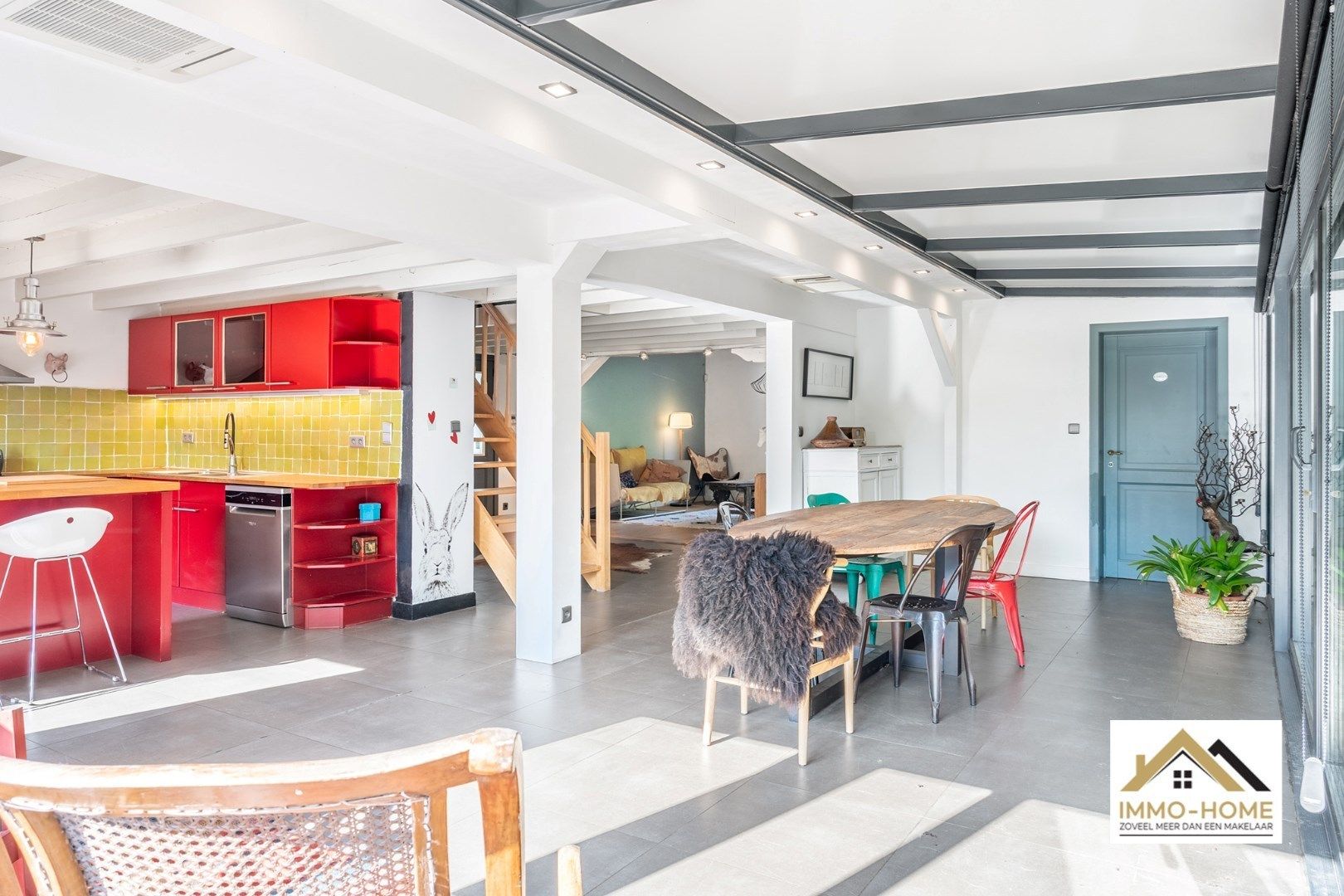 Charmante vrijstaande woning op toplocatie in Lochristi!  foto 6