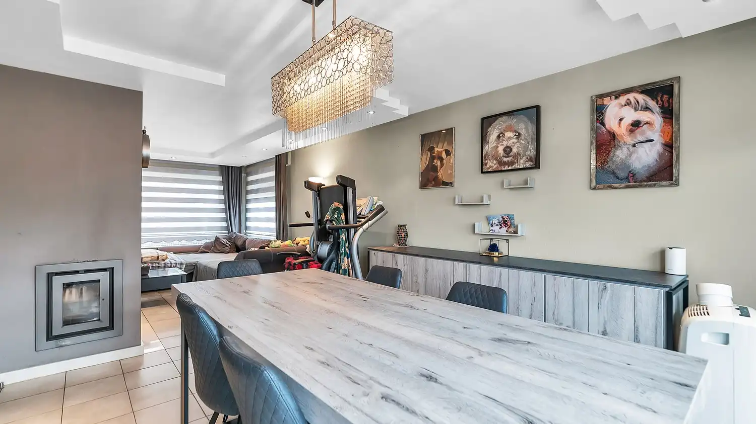 Ruime gezinswoning met 3 slaapkamers + bureel/slaapkamer en mogelijkheid tot extra slaapkamers op zolder foto 6