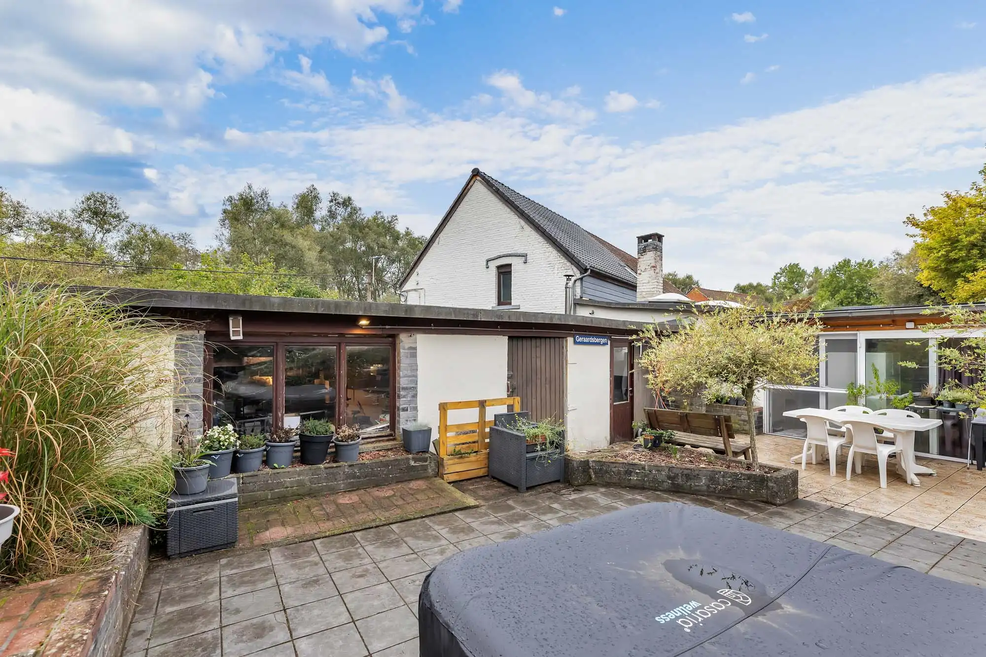 Instapklare woning met ruime garage op groene locatie foto 23