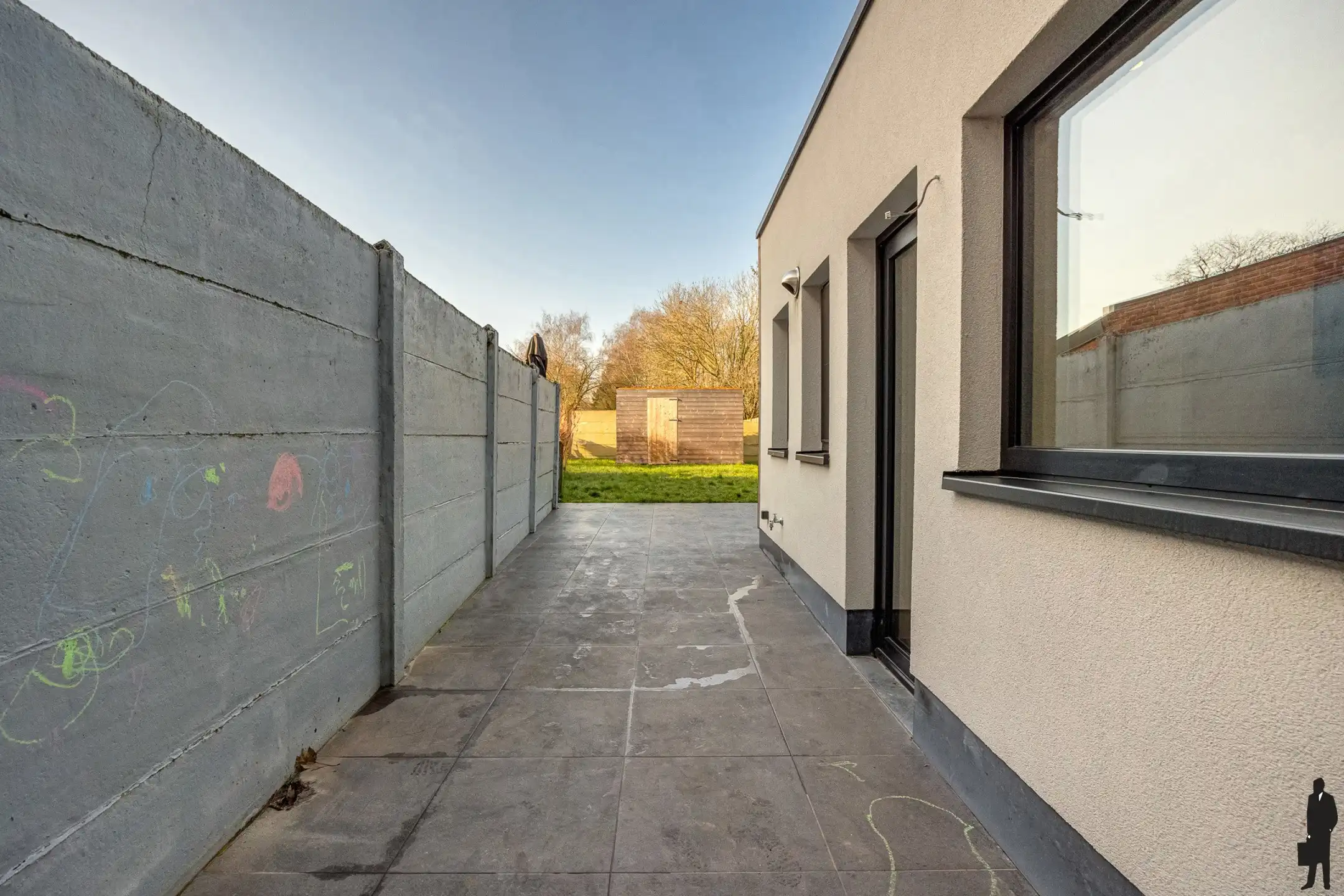 Volledig gerenoveerde gezinswoning met 3 slpk en tuin foto 17