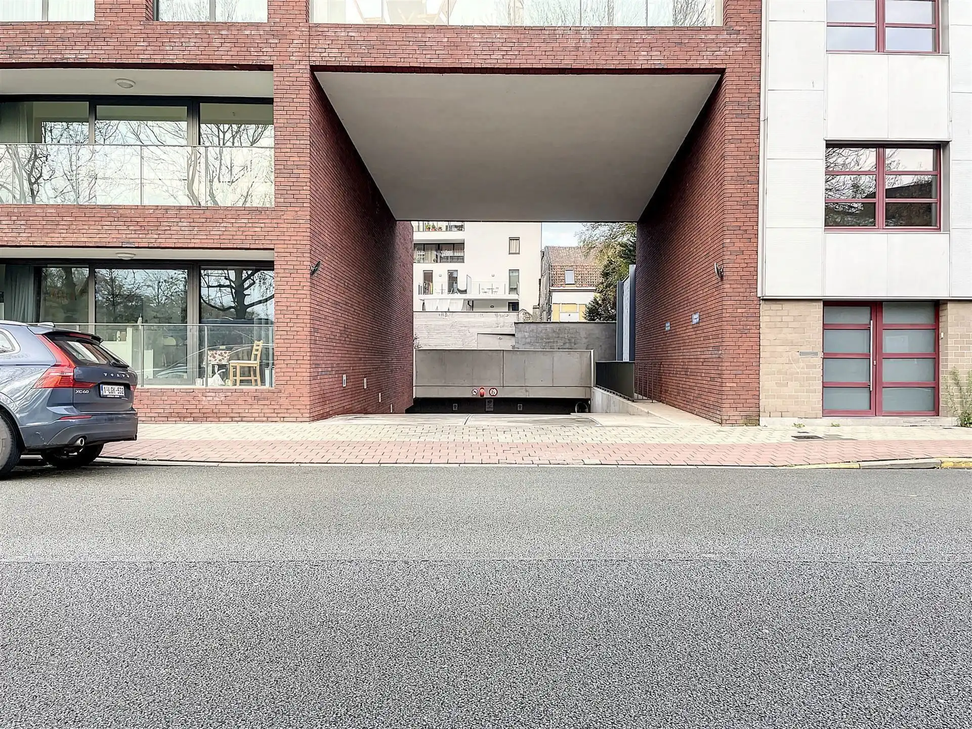 Ondergrondse staanplaats foto {{pictureIndex}}