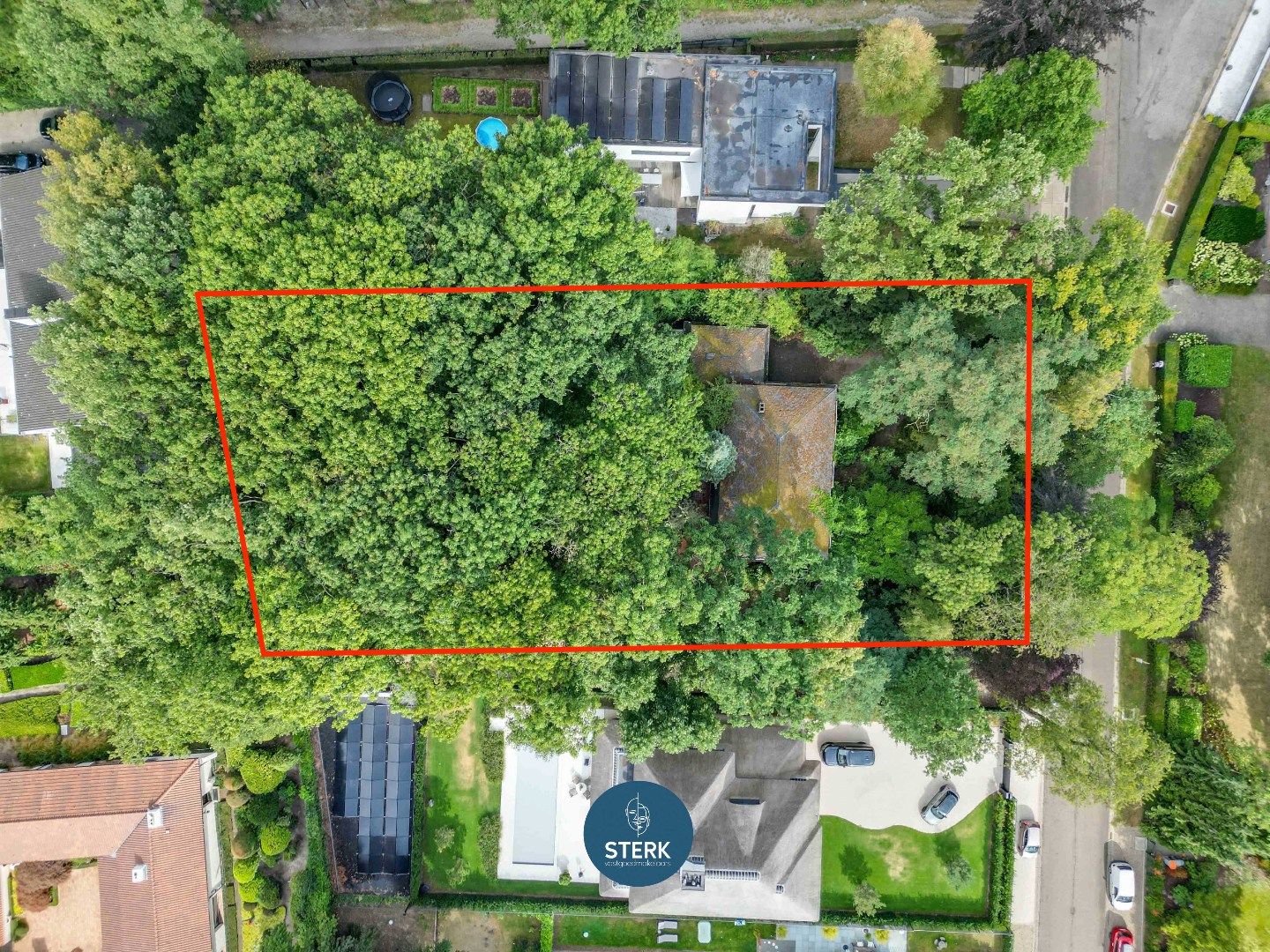 EXCLUSIEF PERCEEL MET TE RENOVEREN VILLA OP EEN GELIEFDE LOCATIE TE NEERHAREN !  foto 17