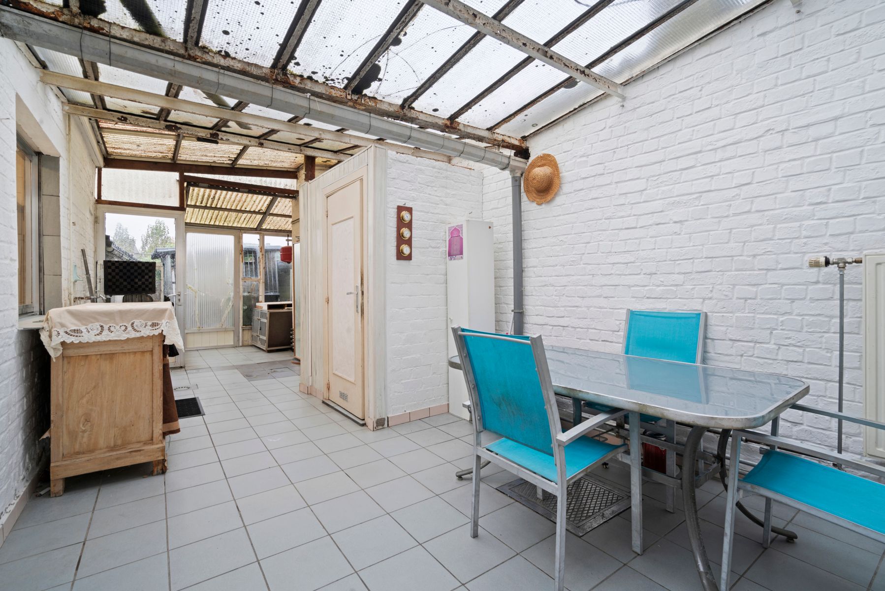 Woning met veel potentieel, drie slaapkamers en tuin foto 11