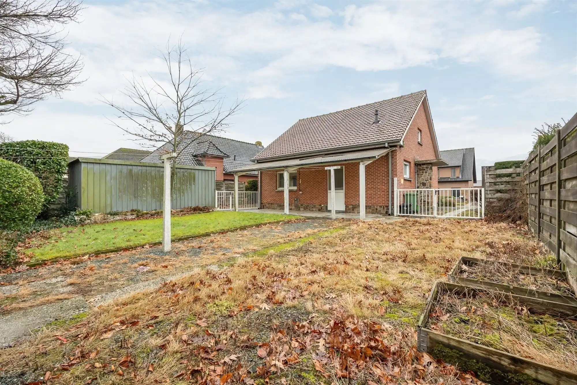 Open bebouwing op een perceel van 566m² foto 24