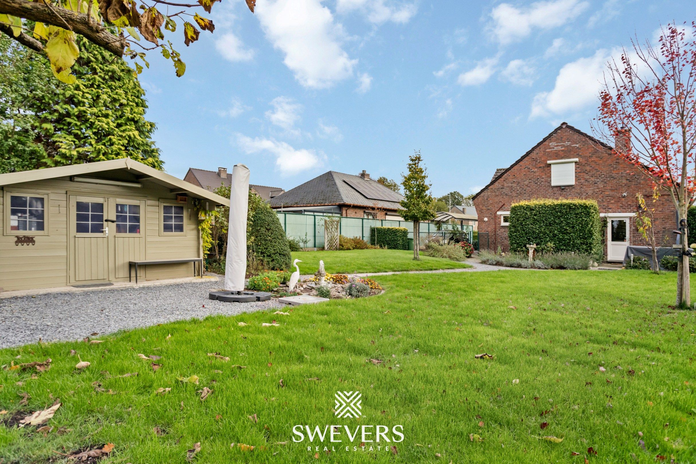 Ruime instapklare gezinswoning met 4 slaapkamers in rustige straat vlakbij Hasselt foto 26