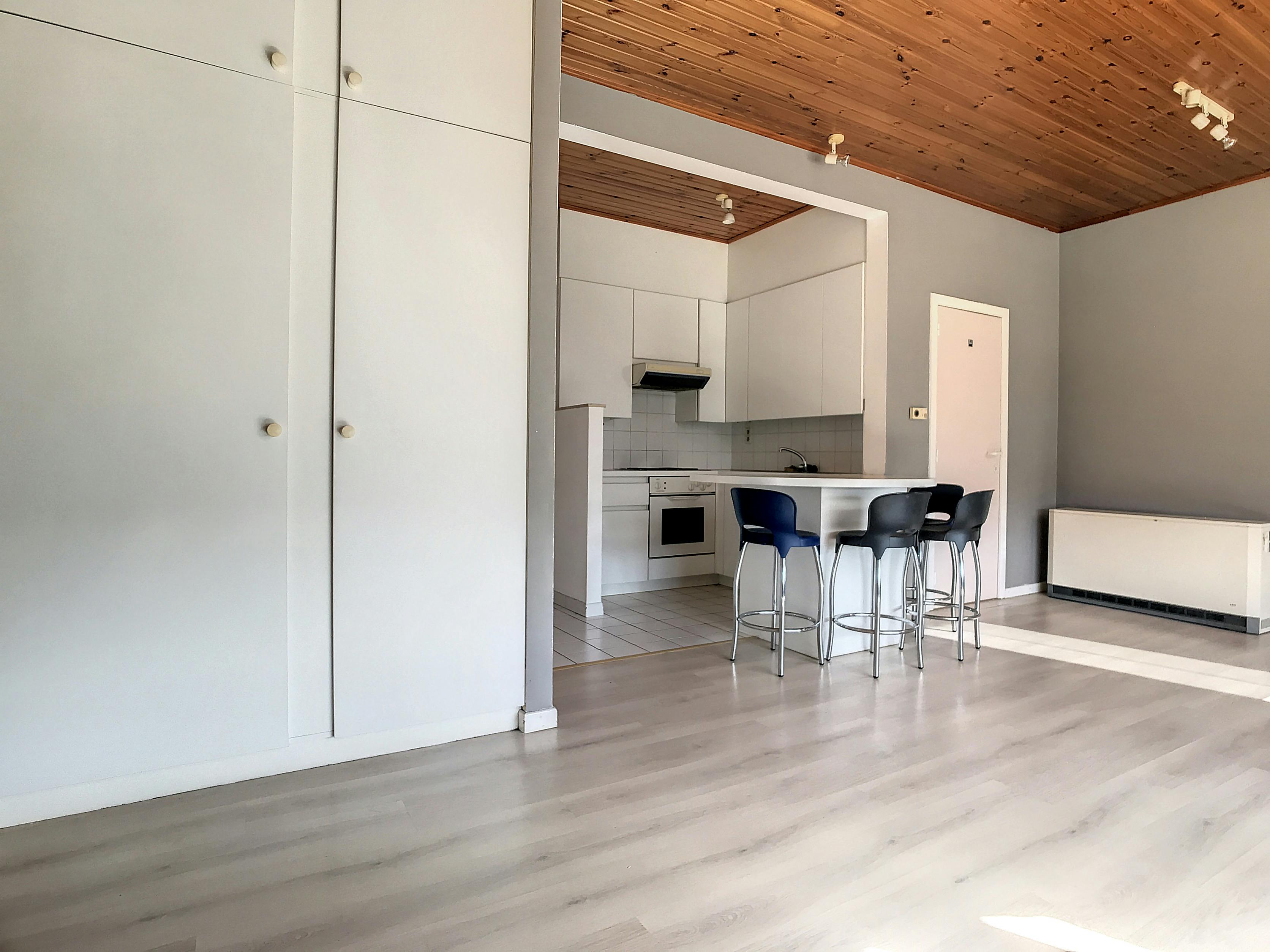 Studio te koop in het centrum van Waregem foto 8