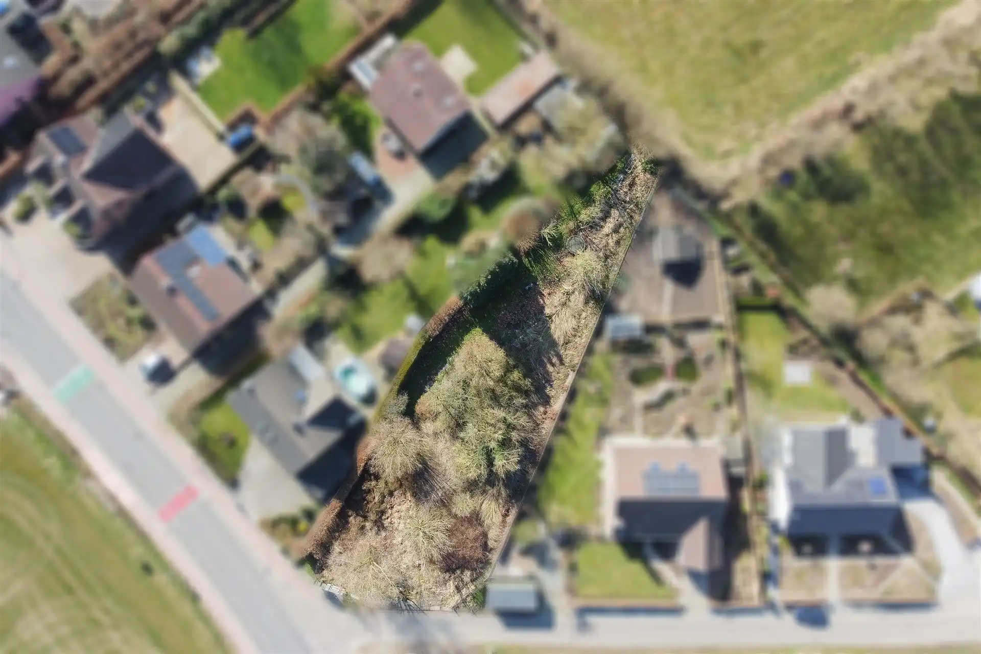 Gunstig gelegen bouwgrond voor een open bebouwing.  foto 2