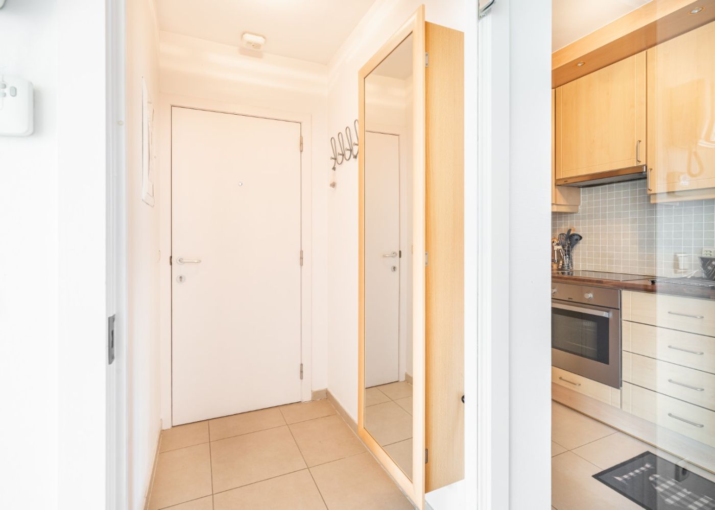 Penthouse met 2 slaapkamers en ruim zonneterras vlakbij zee foto 3