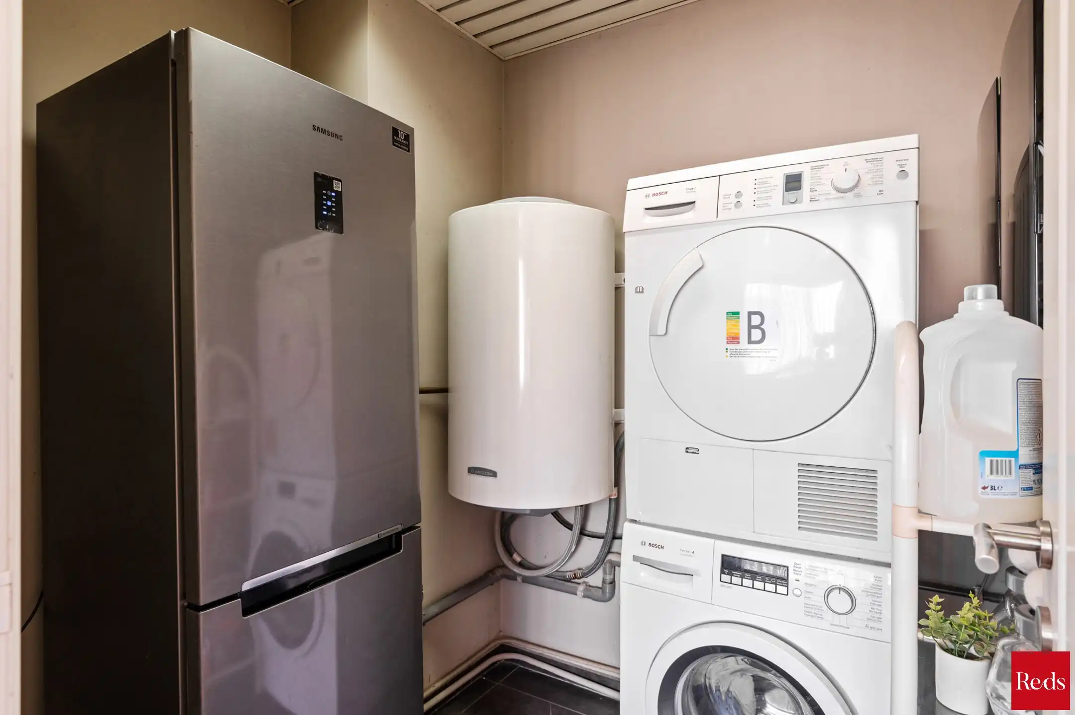 Ruim en verzorgd gelijkvloers appartement met 3 slaapkamers foto 8