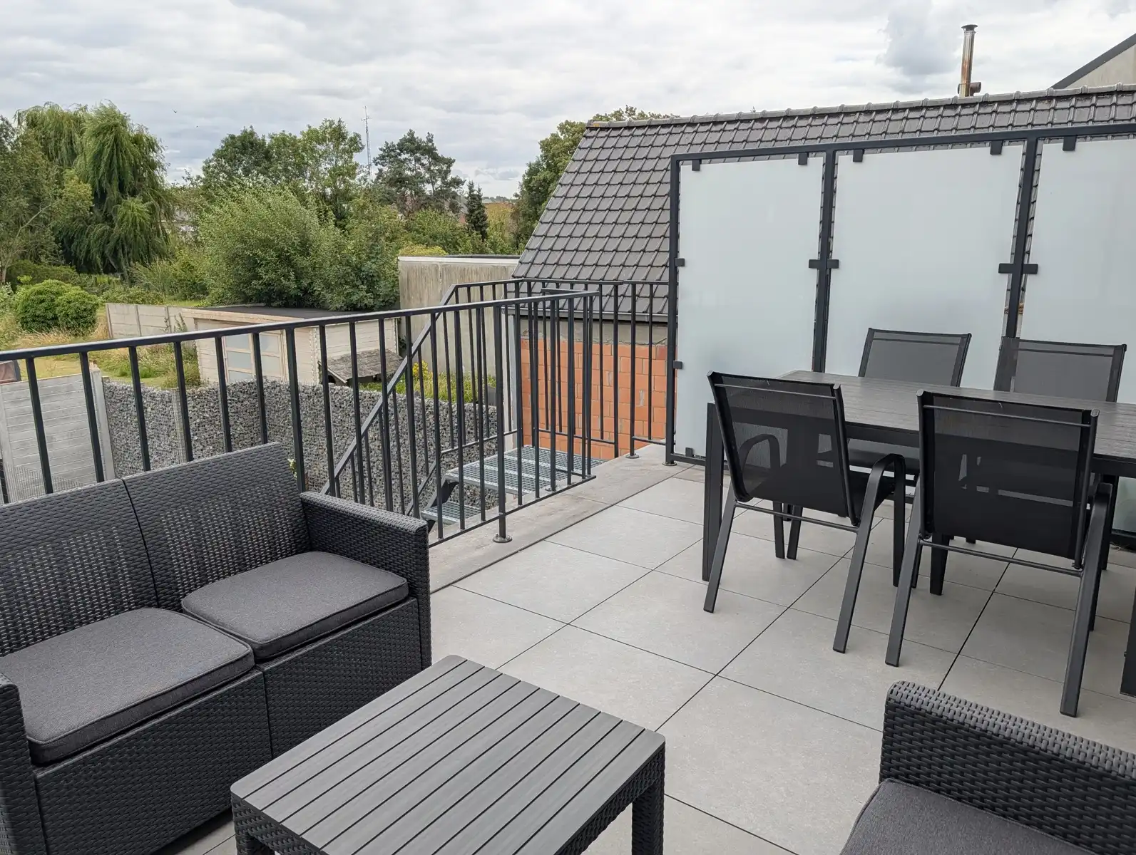 EnergieNEUTRAAL Duplex-app met 2 slpk, 2 garages,tuin+terras foto 17