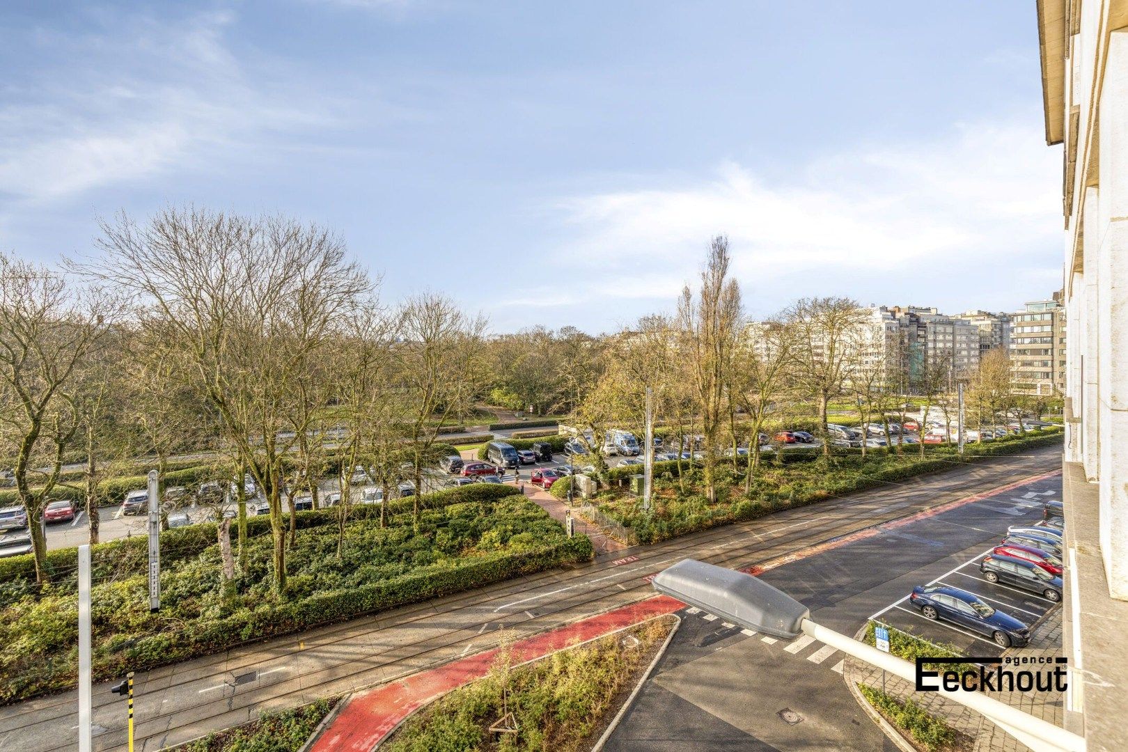Zeer ruim appartement met prachtig open zicht in het hartje van Oostende foto 3