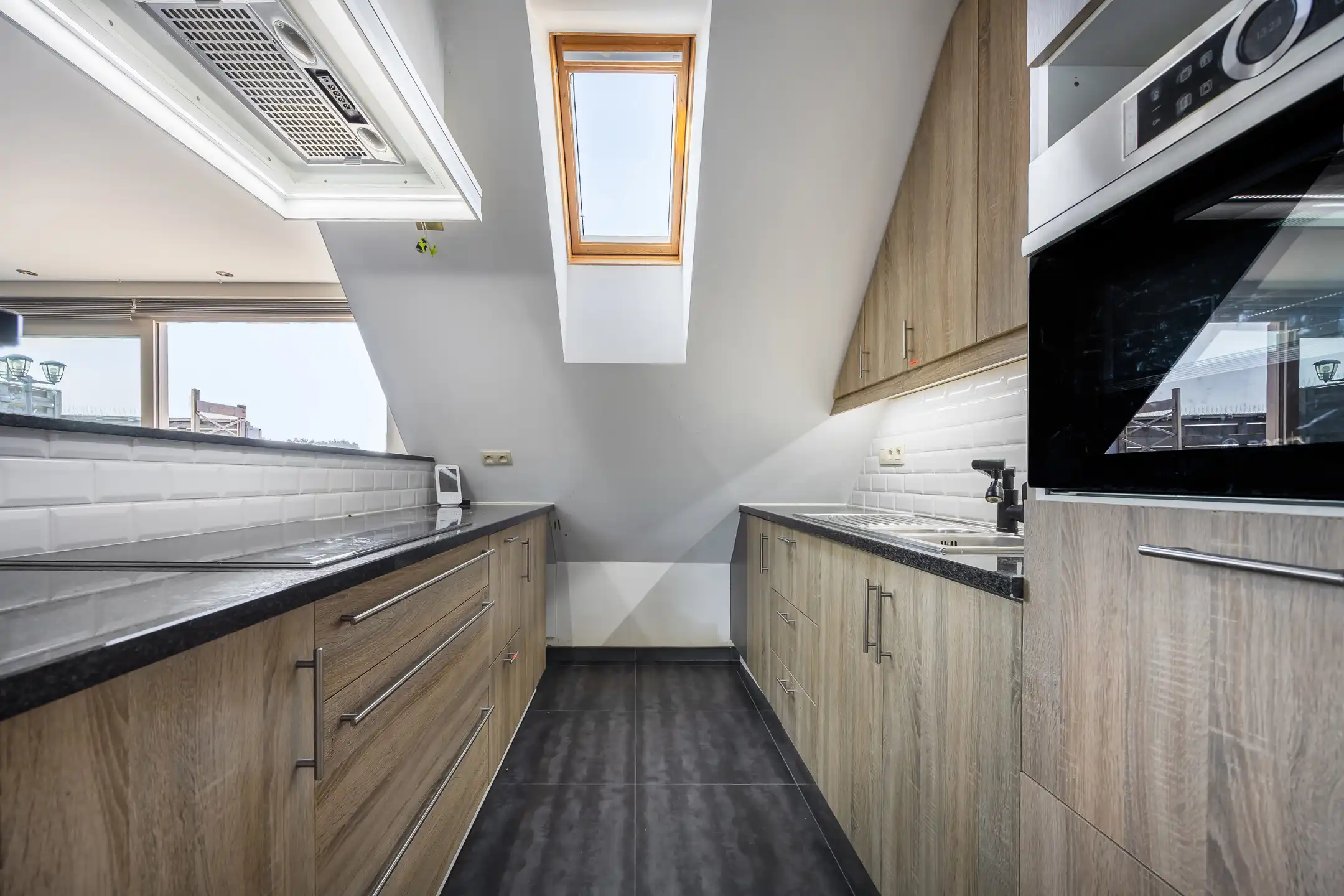 Lichtrijk dakappartement met zuidterras foto 6