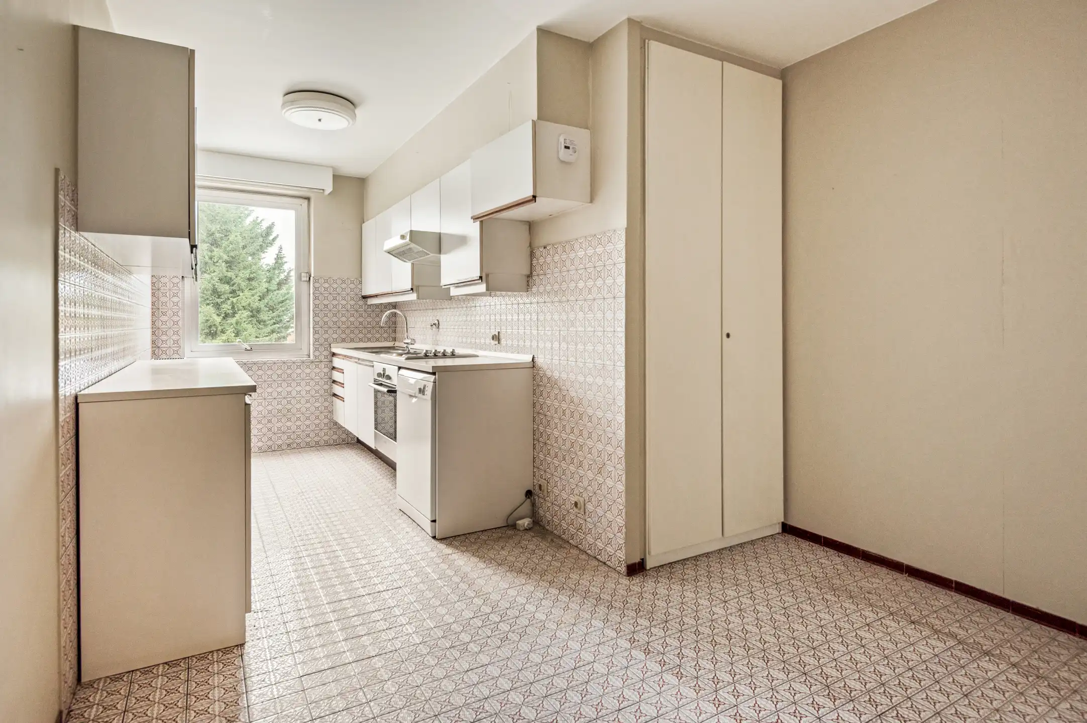 Ruim en uniek appartement met 4 slaapkamers foto 7