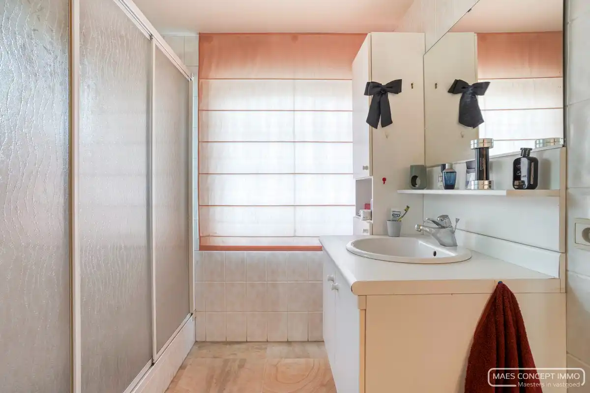 Authentieke hoeve te koop in Anzegem – omringd door 1,6 hectare groen foto 13