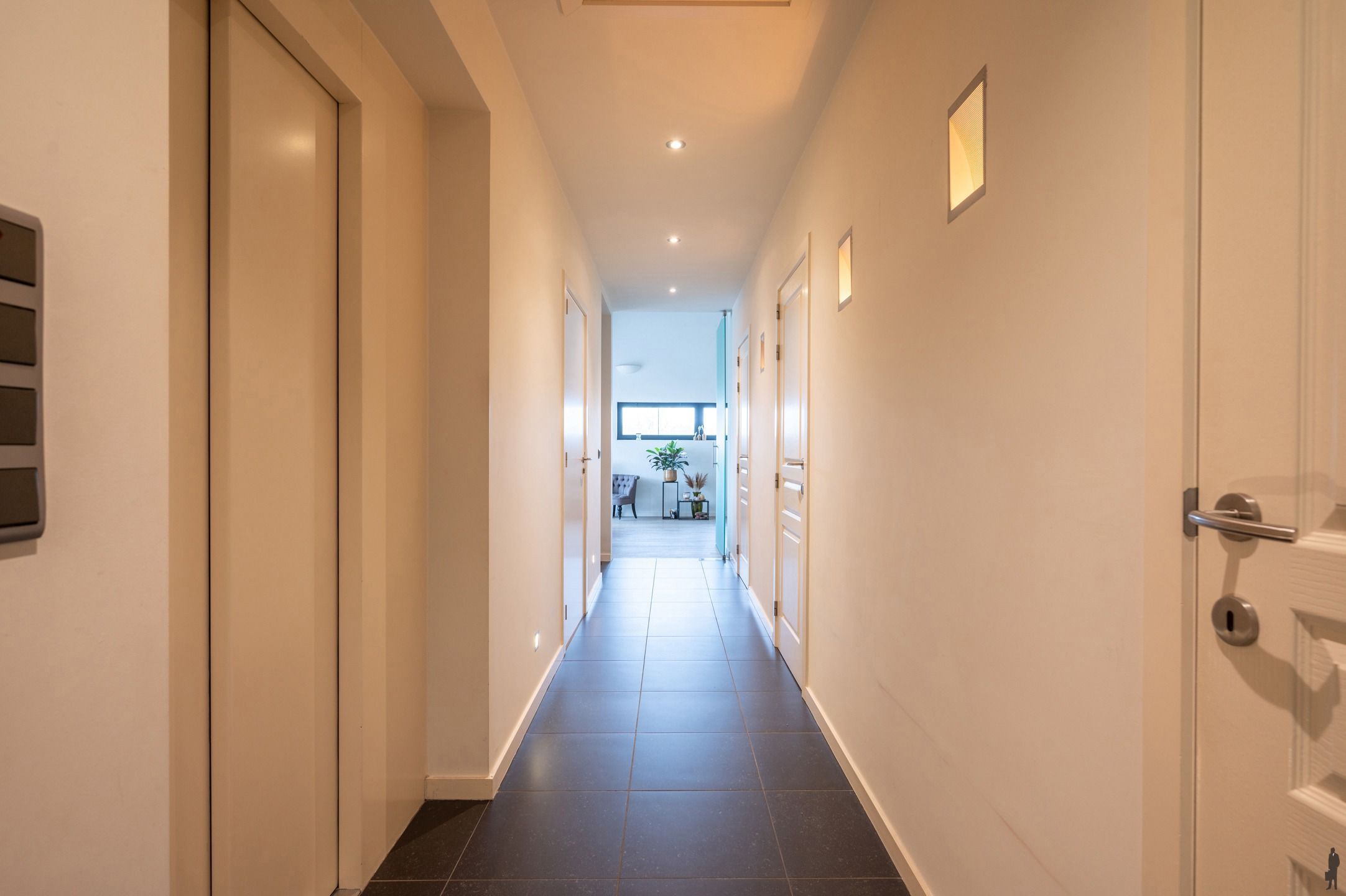Dakappartement met groot terras! foto 11