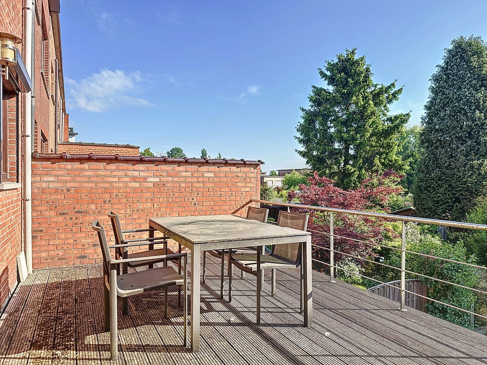 Centraal gelegen beletage met uitbouw en terras aan leefruimte foto 25