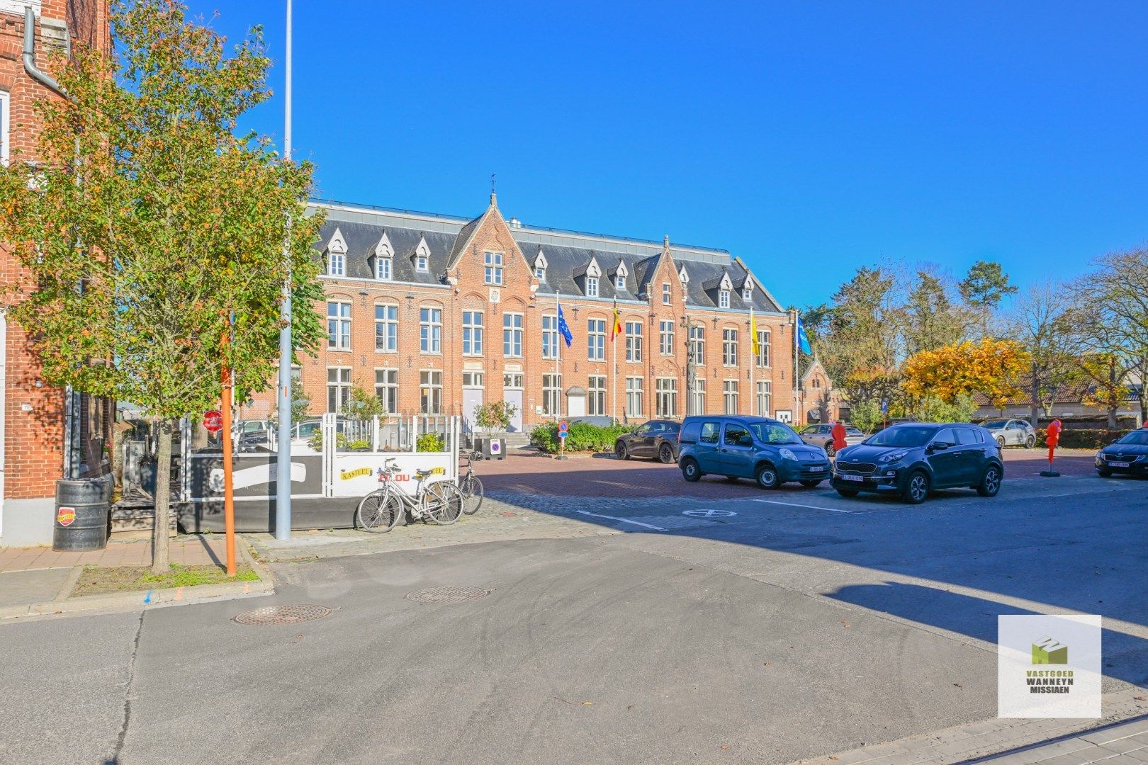 Ruim en luxueus 3-slpk appartement met 24m2 terras met zicht op het gemeentehuis foto 4