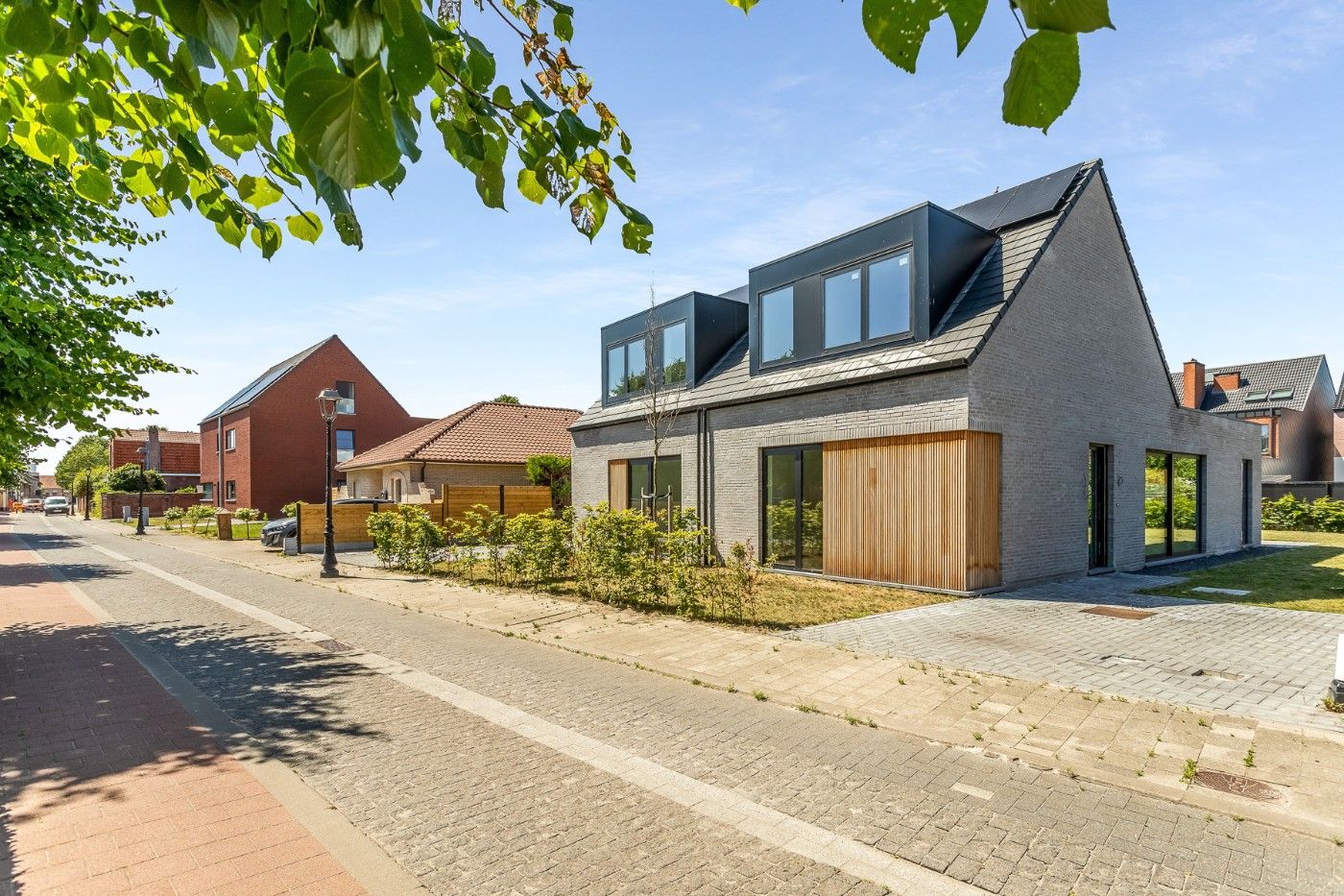 Rustig gelegen nieuwbouwwoning met 3 slpk. en toffe tuin foto 28