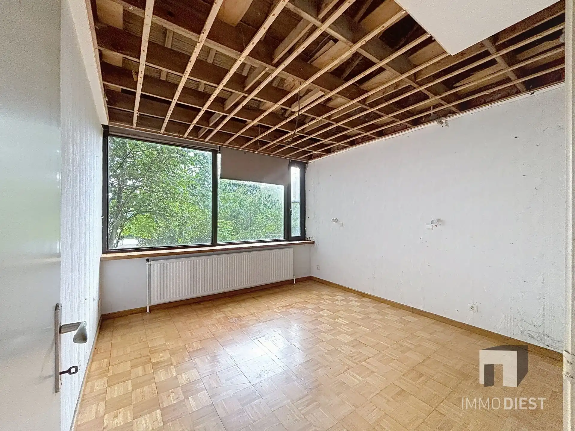 Totaal te renoveren woning of afbraak en heropbouw op 15a 88ca. foto 16