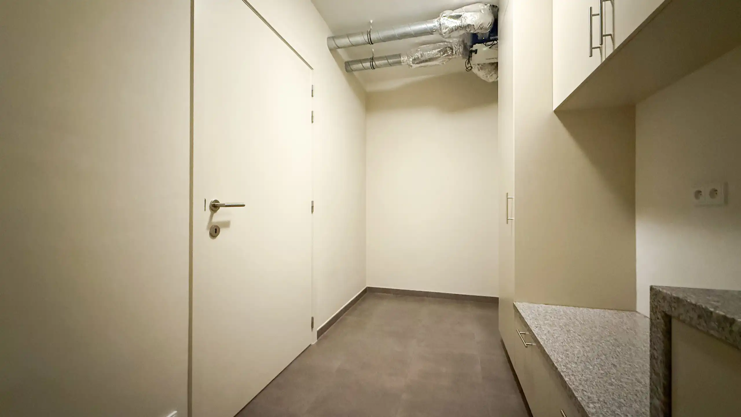 Stijlvol serviceflat met comfort, rust en zekerheid! foto 34