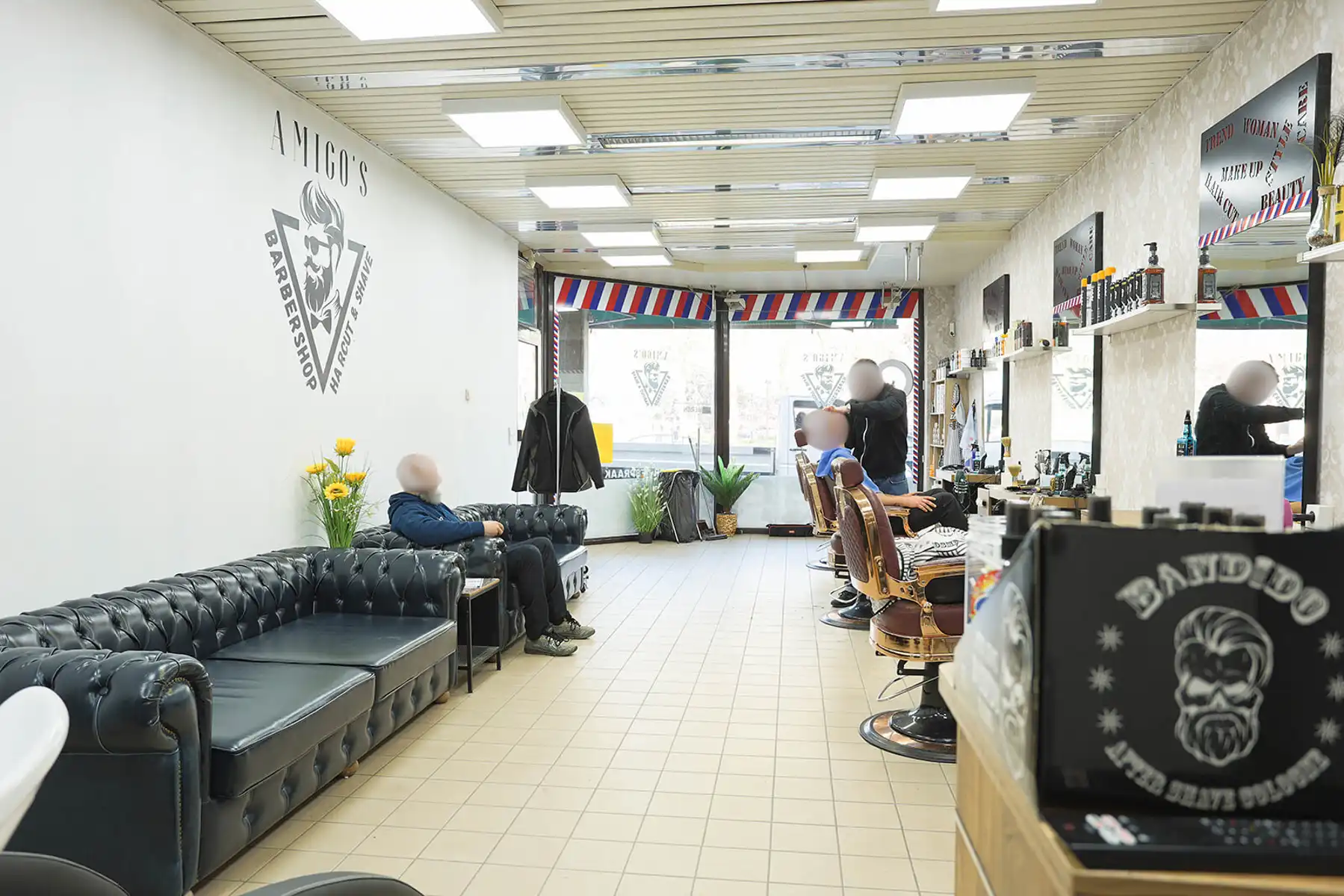 Gunstig gelegen handelspand met tuin in hartje Grobbendonk foto 8