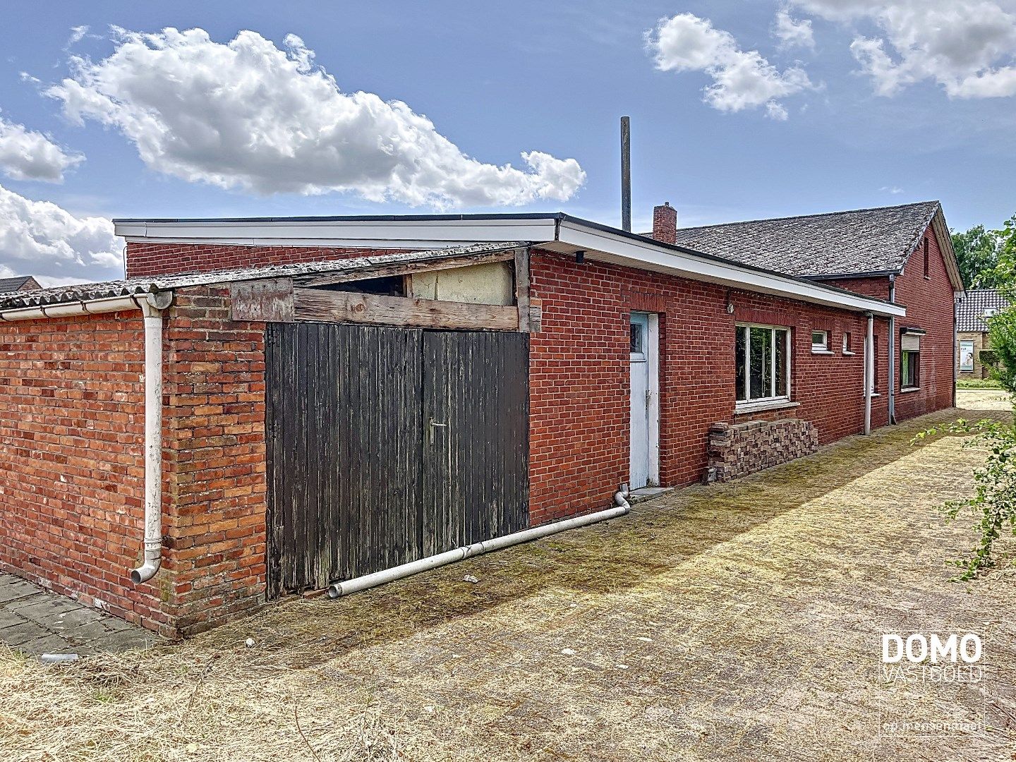Te renoveren woning gelegen op een schitterende locatie  foto 9