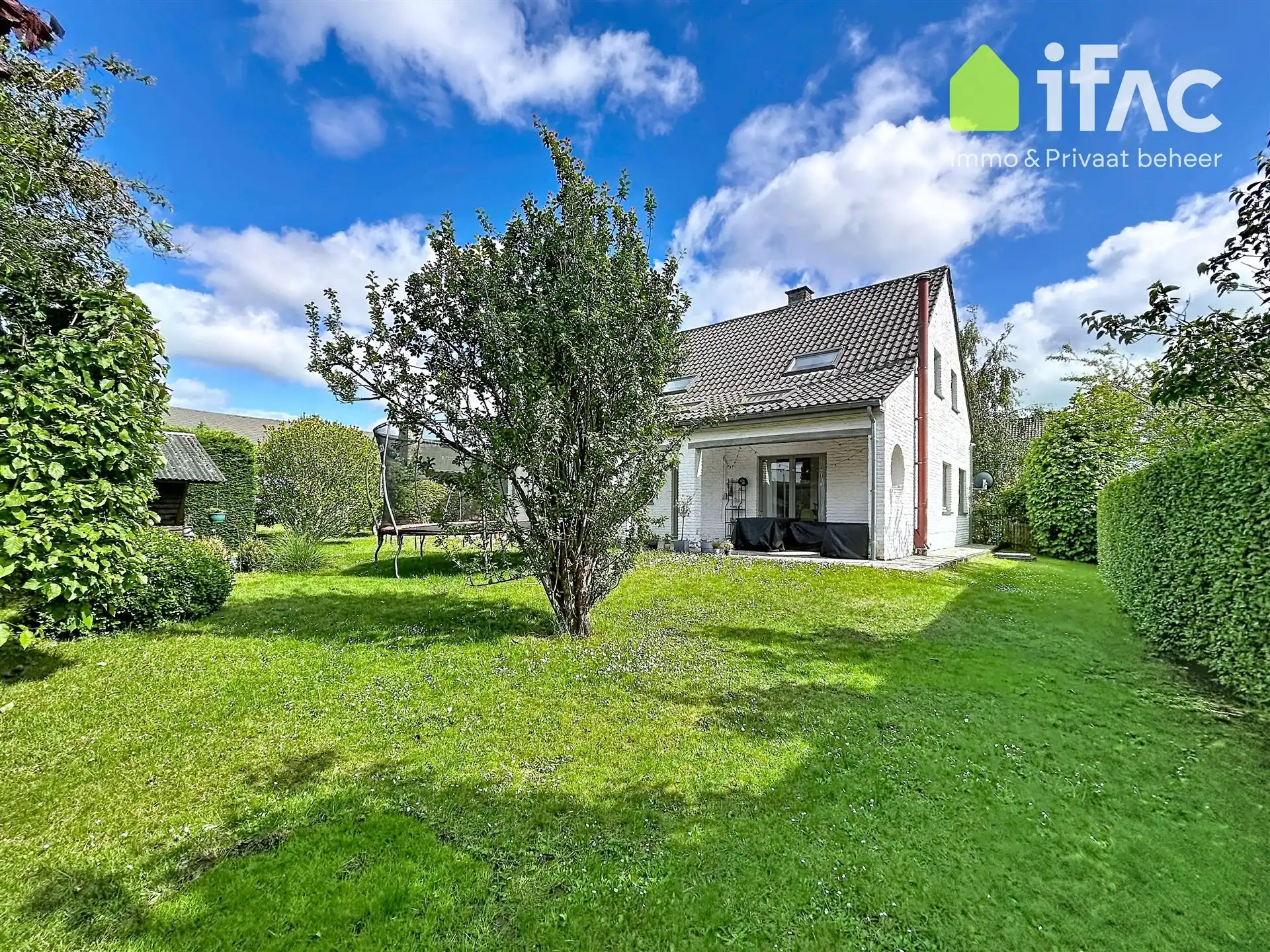 Smaakvol gerenoveerde Villa met 5 slaapkamers en leuke tuin foto 33