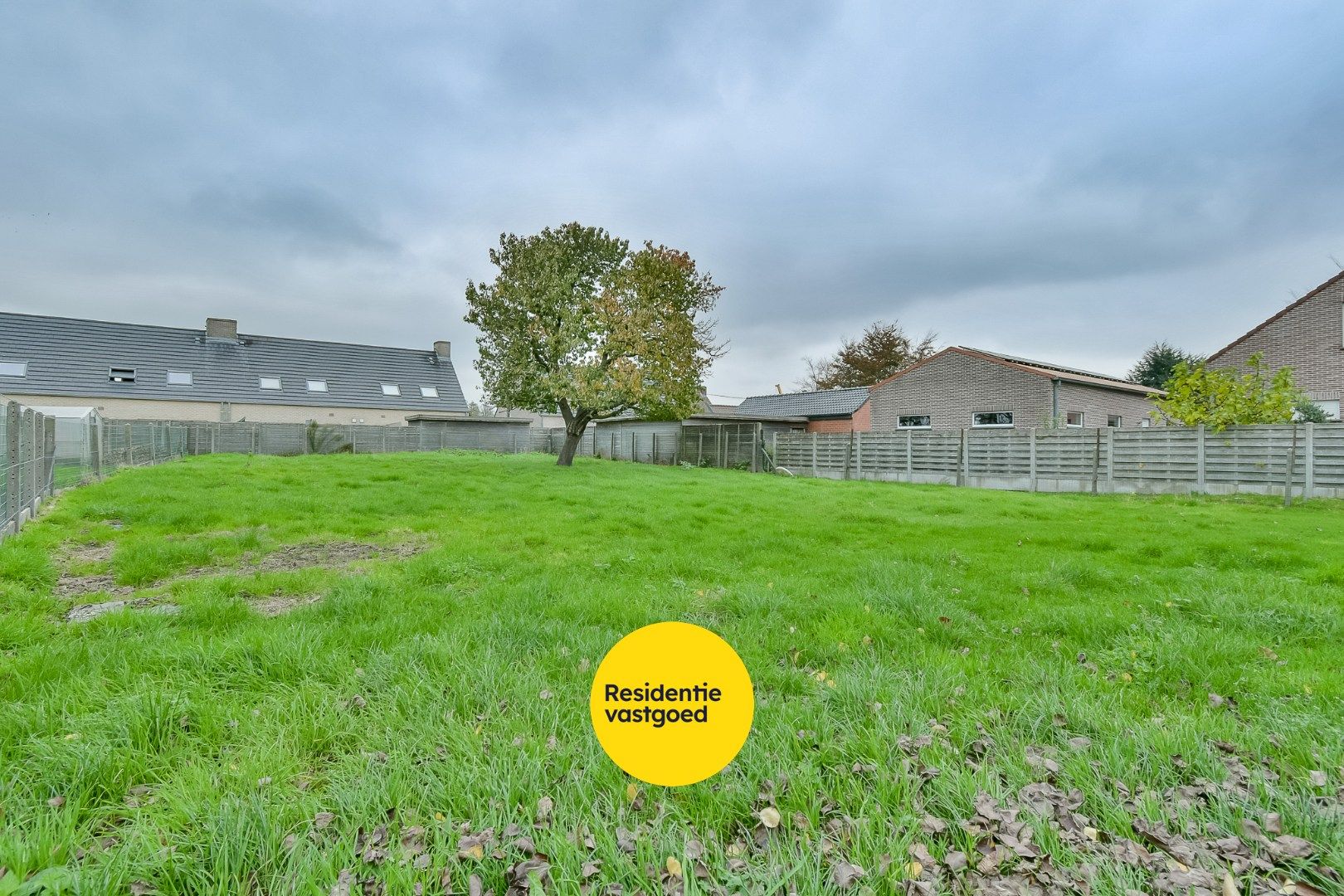 Statige woning met ruime loodsen in Kortemark! foto 19