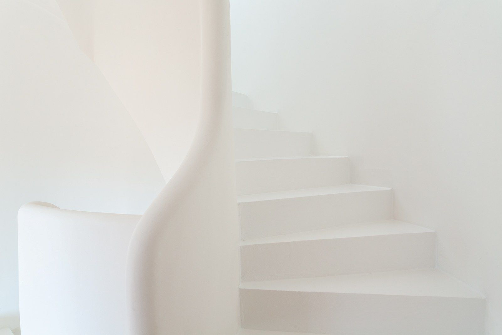 Architecturaal kantoorgebouw op absolute zicht locatie!  foto 9