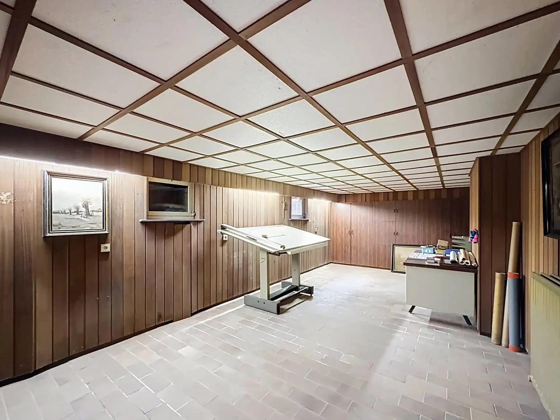 Op te frissen woning met 4 slaapkamers op een groot perceel. foto 34