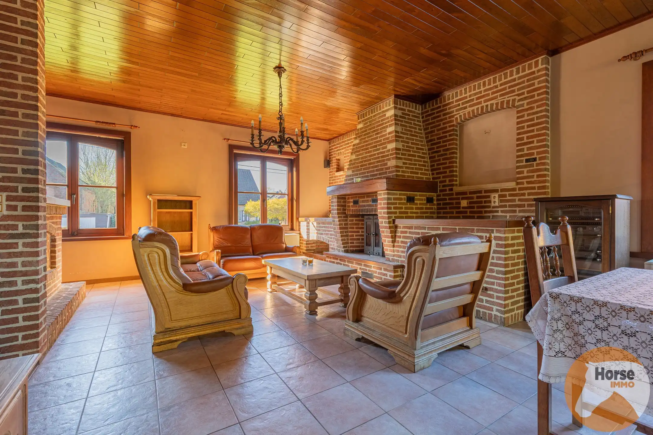 ERPE-MERE - Ruime villa met potentieel in rustige straat foto 4