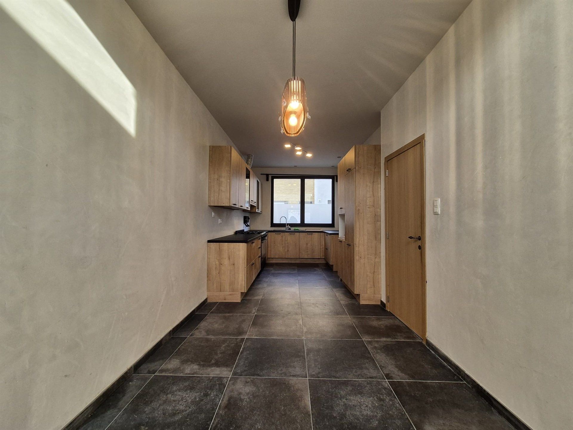 Leuke woning met tuin op wandelafstand van het centrum van Gent. foto 5